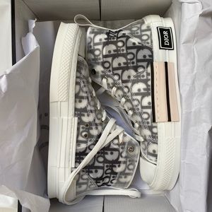 DIOR B23 High Top Converse